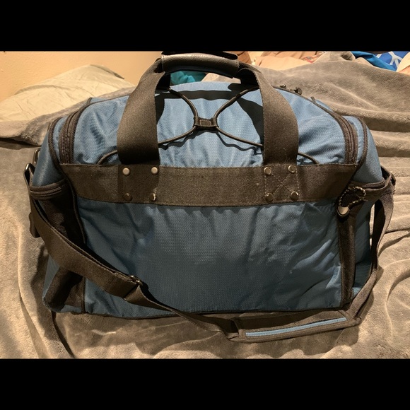 Eddie Bauer Large Duffel Bag - Picture 4 of 6